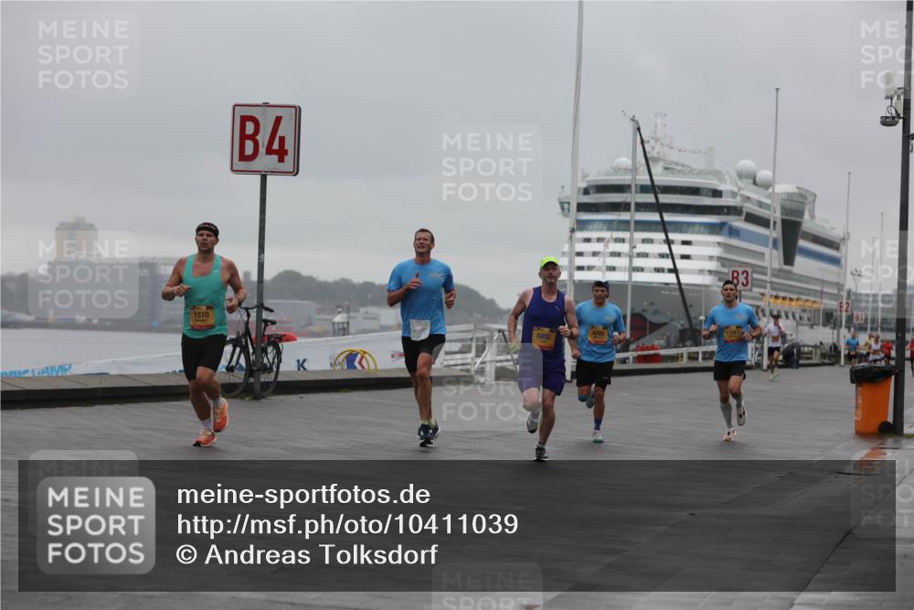 13.09.2026 - Kiel Lauf Andreas Tolksdorf http://msf.ph/oto/10411039 13.09.2026 11:43:53 Kiellinie 4, 3, 81, 11817, 1510, 4280, 6992 meine-sportfotos.de