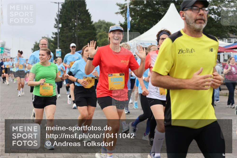 13.09.2026 - Kiel Lauf Andreas Tolksdorf http://msf.ph/oto/10411042 13.09.2026 10:01:52 Kiellinie 6882, 39, 778, 48, 10805 meine-sportfotos.de
