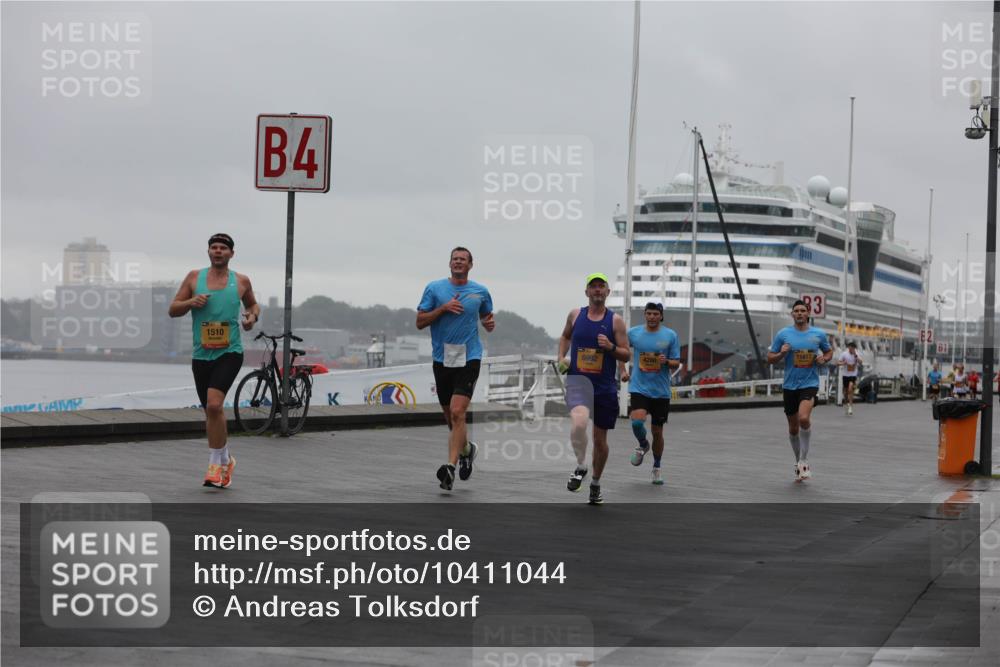 13.09.2026 - Kiel Lauf Andreas Tolksdorf http://msf.ph/oto/10411044 13.09.2026 11:43:53 Kiellinie 1510, 4, 6992, 4280, 3, 1 meine-sportfotos.de