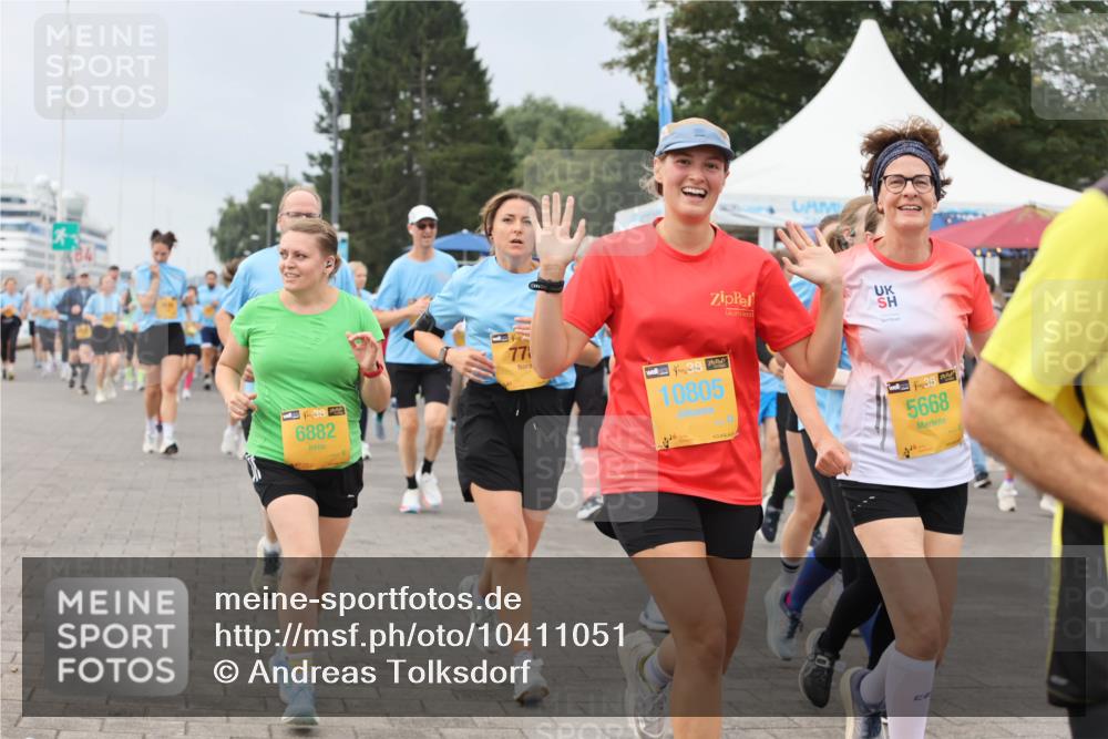 13.09.2026 - Kiel Lauf Andreas Tolksdorf http://msf.ph/oto/10411051 13.09.2026 10:01:53 Kiellinie 38, 6882, 48, 10805, 38, 5668 meine-sportfotos.de