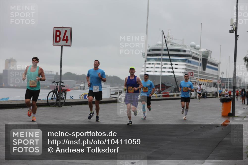 13.09.2026 - Kiel Lauf Andreas Tolksdorf http://msf.ph/oto/10411059 13.09.2026 11:43:54 Kiellinie 4, 1510, 6992, 4280, 3 meine-sportfotos.de