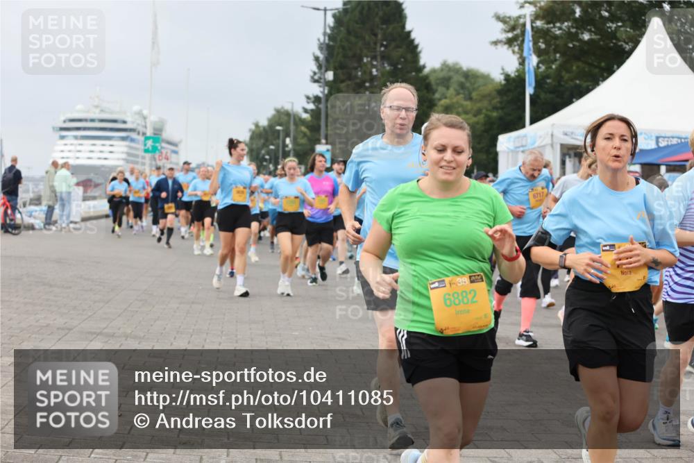13.09.2026 - Kiel Lauf Andreas Tolksdorf http://msf.ph/oto/10411085 13.09.2026 10:01:53 Kiellinie 6717, 38, 6882 meine-sportfotos.de