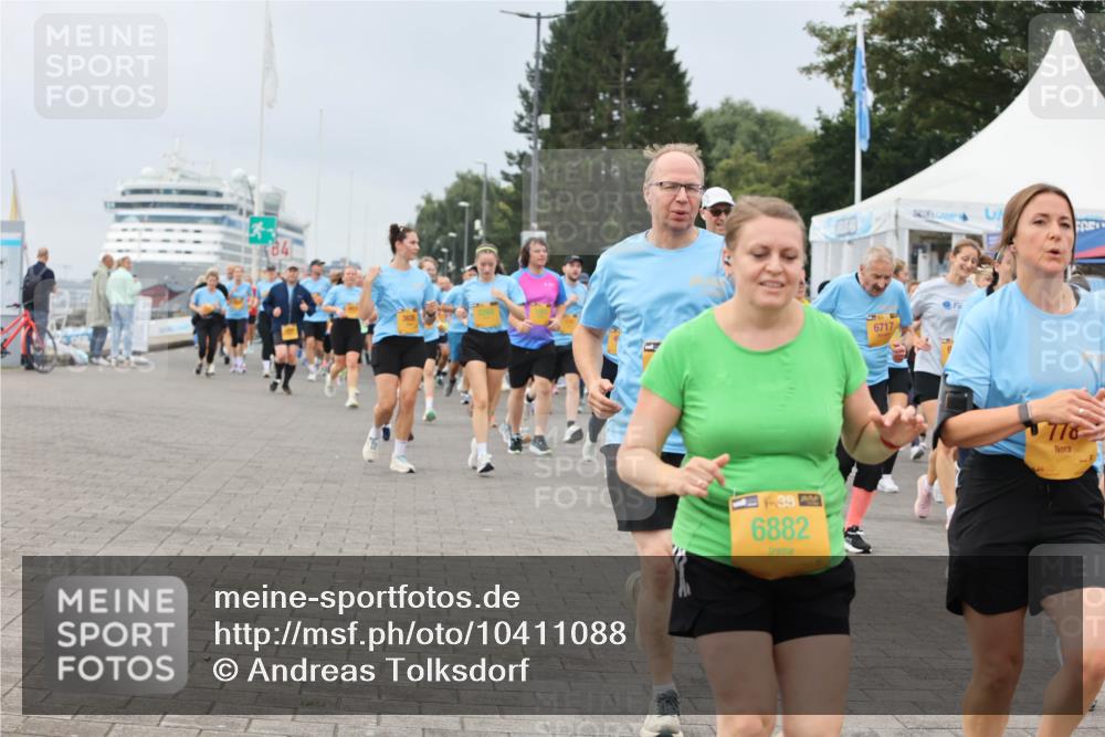 13.09.2026 - Kiel Lauf Andreas Tolksdorf http://msf.ph/oto/10411088 13.09.2026 10:01:53 Kiellinie 1, 39, 6882, 6717, 778 meine-sportfotos.de