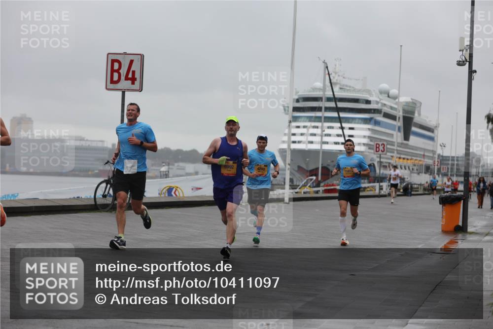 13.09.2026 - Kiel Lauf Andreas Tolksdorf http://msf.ph/oto/10411097 13.09.2026 11:43:54 Kiellinie 4, 6992, 4280, 11817, 3 meine-sportfotos.de