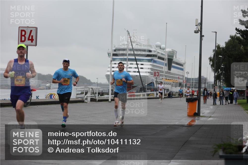 13.09.2026 - Kiel Lauf Andreas Tolksdorf http://msf.ph/oto/10411132 13.09.2026 11:43:56 Kiellinie 4, 4280, 6992, 11817, 3 meine-sportfotos.de