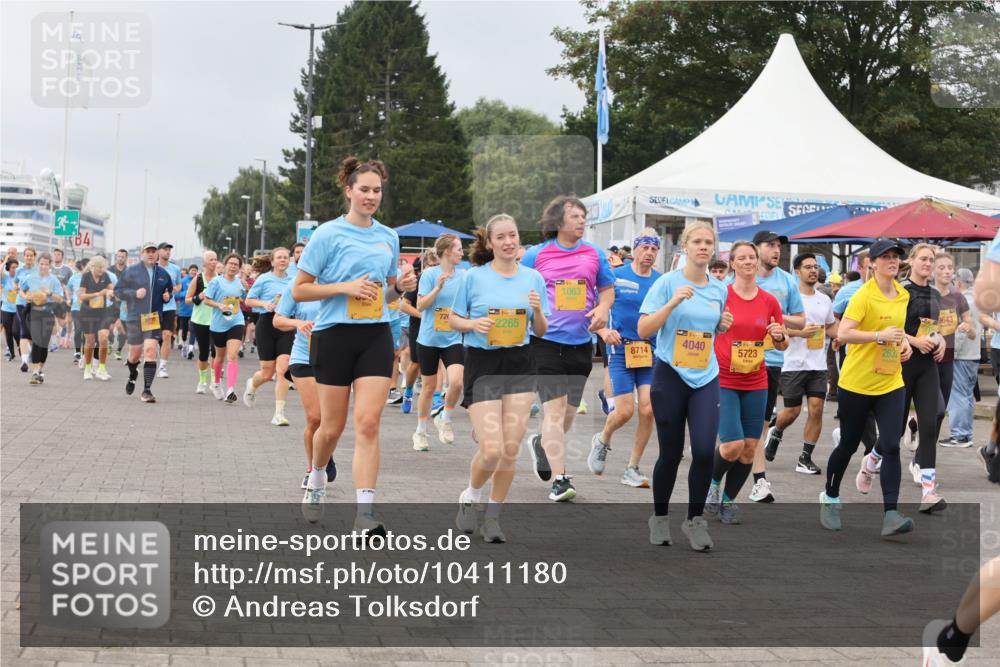 13.09.2026 - Kiel Lauf Andreas Tolksdorf http://msf.ph/oto/10411180 13.09.2026 10:01:56 Kiellinie 4, 720, 2265, 1063, 4040, 8714, 9643, 5723 meine-sportfotos.de