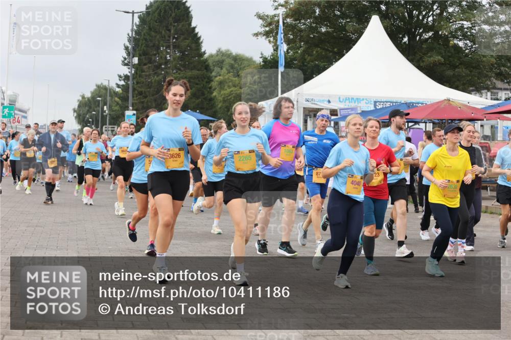 13.09.2026 - Kiel Lauf Andreas Tolksdorf http://msf.ph/oto/10411186 13.09.2026 10:01:56 Kiellinie 9976, 3626, 5, 2265, 1063, 87, 23, 4040 meine-sportfotos.de