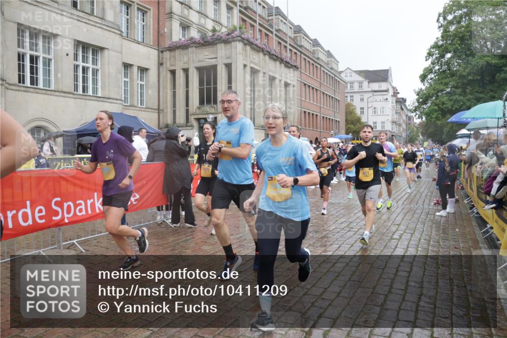 13.09.2026 - Kiel Lauf Yannick Fuchs http://msf.ph/oto/10411209 13.09.2026 10:42:13 Ziel 150, 239, 294, 1328, 2665, 2819, 2972, 3254, 3367, 4399, 4475, 4513, 4604, 4919, 5155, 5669, 5802, 6020, 6175, 6236, 6587, 6677, 6678, 7051, 7475, 8034, 9420, 9595, 9635, 9712, 9920, 10452, 10465, 10877, 11175, 580, 698, 811, 1206, 1330, 1416, 1445, 1507, 1755, 2013, 2375, 2387, 2535, 2547, 2667, 2819, 2927, 3188, 3212, 3249, 3351, 3372, 3985, 4559, 4895, 4959, 5108, 5158, 5265, 5322, 5749, 6165, 6236, 6564, 6656, 6917, 6960, 757, 1638, 2224, 2314, 2507, 3821, 4451, 811 meine-sportfotos.de