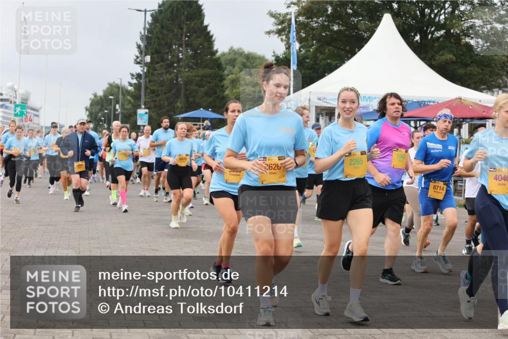 13.09.2026 - Kiel Lauf Andreas Tolksdorf http://msf.ph/oto/10411214 13.09.2026 10:01:57 Kiellinie 84, 9970, 1698, 3626, 39, 2265, 1063, 3885, 8714, 38, 4040 meine-sportfotos.de