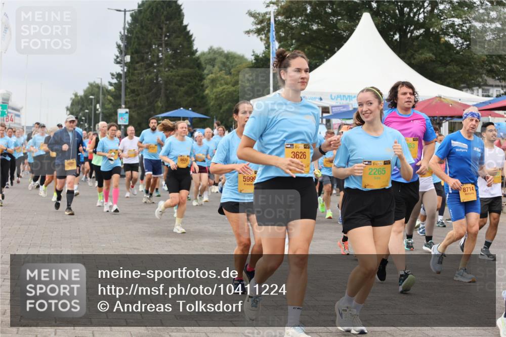 13.09.2026 - Kiel Lauf Andreas Tolksdorf http://msf.ph/oto/10411224 13.09.2026 10:01:58 Kiellinie 84, 9970, 5999, 3626, 38, 2265, 39, 63, 8714 meine-sportfotos.de