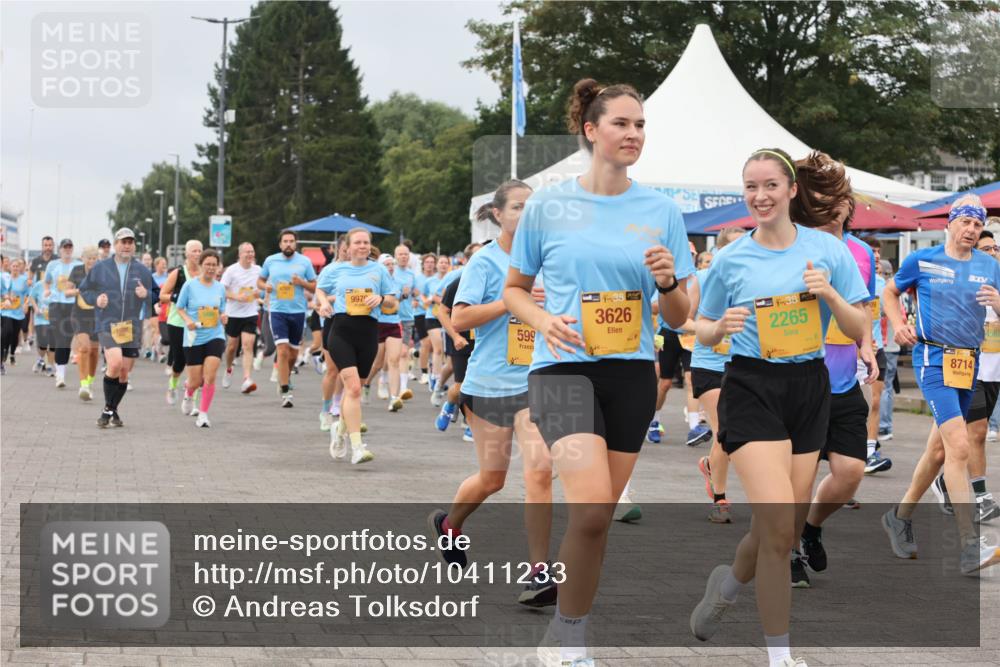 13.09.2026 - Kiel Lauf Andreas Tolksdorf http://msf.ph/oto/10411233 13.09.2026 10:01:58 Kiellinie 997, 599, 38, 3626, 38, 2265, 8714 meine-sportfotos.de