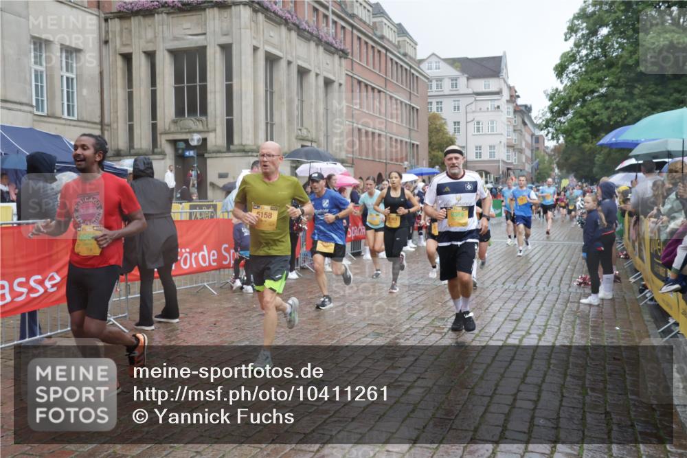 13.09.2026 - Kiel Lauf Yannick Fuchs http://msf.ph/oto/10411261 13.09.2026 10:42:17 Ziel 239, 294, 1245, 1328, 2224, 2314, 2665, 2820, 2972, 3254, 3367, 4475, 4513, 4919, 5155, 5802, 6020, 6587, 6677, 6678, 7299, 7475, 8034, 9152, 9420, 9548, 9635, 9712, 10465, 10625, 11175, 150, 580, 698, 1206, 1330, 1416, 1507, 1755, 2013, 2375, 2535, 2547, 2665, 2667, 2819, 2927, 3188, 3212, 3351, 3372, 3985, 4399, 4475, 4513, 4559, 4604, 4895, 5158, 5265, 5322, 5669, 5749, 6165, 6175, 6236, 6564, 6587, 6656, 6917, 6960, 757, 1638, 2507, 3821, 4451, 811, 3351, 10960 meine-sportfotos.de