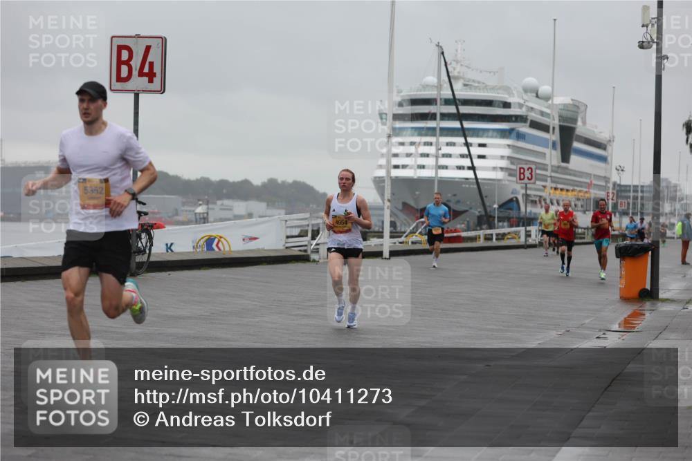13.09.2026 - Kiel Lauf Andreas Tolksdorf http://msf.ph/oto/10411273 13.09.2026 11:44:11 Kiellinie 5352, 4, 4954, 3 meine-sportfotos.de