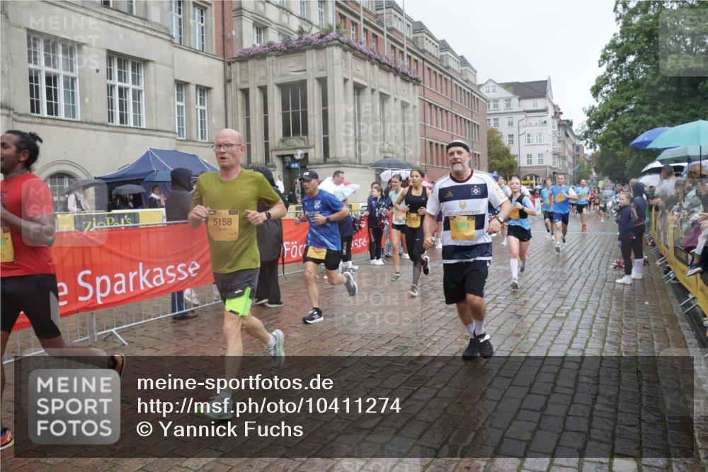 13.09.2026 - Kiel Lauf Yannick Fuchs http://msf.ph/oto/10411274 13.09.2026 10:42:17 Ziel 239, 294, 1245, 1328, 2224, 2314, 2665, 2820, 2972, 3254, 3367, 4475, 4513, 4919, 5155, 5802, 6020, 6587, 6677, 6678, 7299, 7475, 8034, 9152, 9420, 9548, 9635, 9712, 10465, 10625, 11175, 150, 580, 698, 1206, 1330, 1416, 1507, 1755, 2013, 2375, 2535, 2547, 2665, 2667, 2819, 2927, 3188, 3212, 3351, 3372, 3985, 4399, 4475, 4513, 4559, 4604, 4895, 5158, 5265, 5322, 5669, 5749, 6165, 6175, 6236, 6564, 6587, 6656, 6917, 6960, 757, 1638, 2507, 3821, 4451, 811, 3351, 10960 meine-sportfotos.de