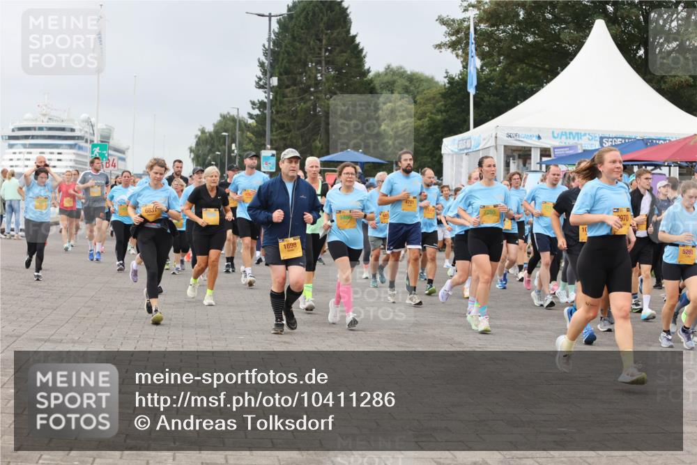 13.09.2026 - Kiel Lauf Andreas Tolksdorf http://msf.ph/oto/10411286 13.09.2026 10:02:00 Kiellinie 84, 6831, 1698, 9486, 4701, 970, 5260 meine-sportfotos.de