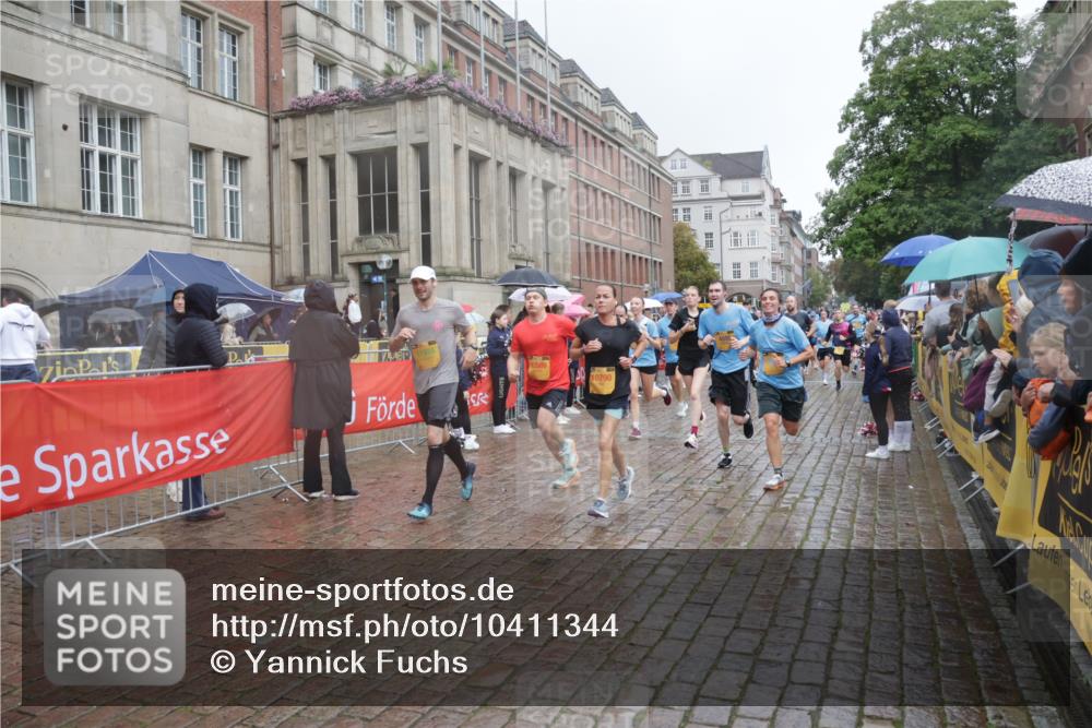 13.09.2026 - Kiel Lauf Yannick Fuchs http://msf.ph/oto/10411344 13.09.2026 10:42:26 Ziel 239, 757, 1245, 1328, 1638, 2224, 2314, 2745, 2820, 3367, 4034, 4320, 4352, 5636, 5802, 5877, 6020, 6088, 7187, 7299, 7586, 8304, 8318, 8758, 9135, 9152, 9548, 9635, 10112, 10328, 10465, 10558, 10625, 10724, 11148, 11770, 12619, 150, 294, 580, 1206, 1328, 1416, 1755, 2013, 2375, 2535, 2547, 2665, 2667, 2819, 2972, 3188, 3212, 3254, 3372, 3985, 4399, 4475, 4513, 4559, 4604, 4919, 5155, 5265, 5322, 5669, 5749, 6175, 6236, 6587, 6656, 6677, 6678, 6917, 2507, 3821, 4451, 3351 meine-sportfotos.de