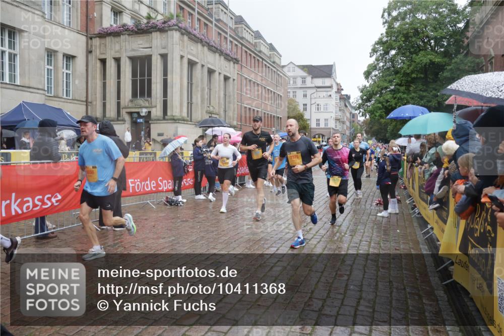 13.09.2026 - Kiel Lauf Yannick Fuchs http://msf.ph/oto/10411368 13.09.2026 10:42:29 Ziel 757, 1245, 1638, 2224, 2314, 2507, 2745, 2820, 3821, 4034, 4320, 4352, 4451, 5476, 5636, 5877, 6088, 6615, 7187, 7299, 7586, 8304, 8318, 8418, 8758, 8847, 9135, 9152, 9548, 10112, 10272, 10328, 10558, 10625, 10724, 11148, 11770, 12619, 150, 239, 294, 580, 1328, 1416, 1755, 2375, 2535, 2665, 2667, 2819, 2820, 2972, 3188, 3212, 3254, 3367, 3372, 3985, 4399, 4475, 4513, 4604, 4919, 5155, 5265, 5322, 5669, 5749, 5802, 6020, 6175, 6236, 6587, 6656, 6677, 6678, 6917, 3188, 5265 meine-sportfotos.de