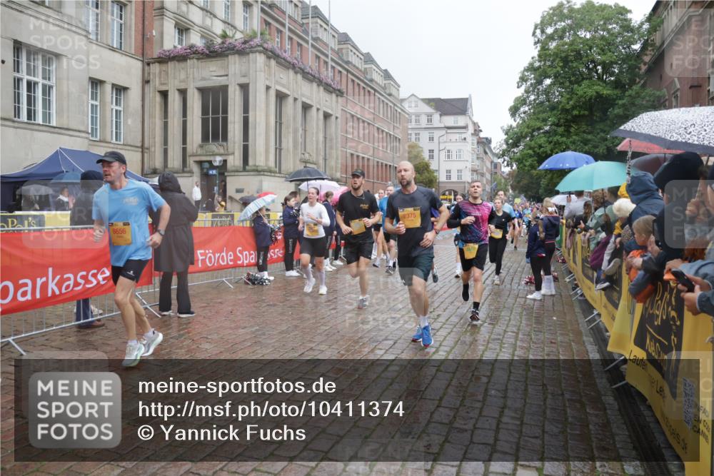 13.09.2026 - Kiel Lauf Yannick Fuchs http://msf.ph/oto/10411374 13.09.2026 10:42:29 Ziel 757, 1245, 1638, 2224, 2314, 2507, 2745, 2820, 3821, 4034, 4320, 4352, 4451, 5476, 5636, 5877, 6088, 6615, 7187, 7299, 7586, 8304, 8318, 8418, 8758, 8847, 9135, 9152, 9548, 10112, 10272, 10328, 10558, 10625, 10724, 11148, 11770, 12619, 150, 239, 294, 580, 1328, 1416, 1755, 2375, 2535, 2665, 2667, 2819, 2820, 2972, 3188, 3212, 3254, 3367, 3372, 3985, 4399, 4475, 4513, 4604, 4919, 5155, 5265, 5322, 5669, 5749, 5802, 6020, 6175, 6236, 6587, 6656, 6677, 6678, 6917, 3188, 5265 meine-sportfotos.de
