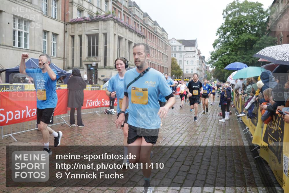 13.09.2026 - Kiel Lauf Yannick Fuchs http://msf.ph/oto/10411410 13.09.2026 10:42:32 Ziel 757, 1638, 2224, 2314, 2507, 2745, 3821, 4034, 4320, 4352, 4451, 5476, 5636, 5877, 5952, 6088, 6196, 6615, 7187, 7299, 7586, 8304, 8318, 8418, 8458, 8758, 8847, 9135, 10112, 10272, 10328, 10558, 10625, 10724, 11148, 11770, 12619, 150, 239, 294, 580, 1245, 1328, 1755, 2224, 2314, 2665, 2819, 2820, 2972, 3188, 3212, 3254, 3367, 3372, 3985, 4399, 4475, 4513, 4604, 4919, 5155, 5265, 5322, 5669, 5749, 5802, 6020, 6175, 6236, 6587, 6677, 6678, 7299, 9152, 3188, 5265 meine-sportfotos.de