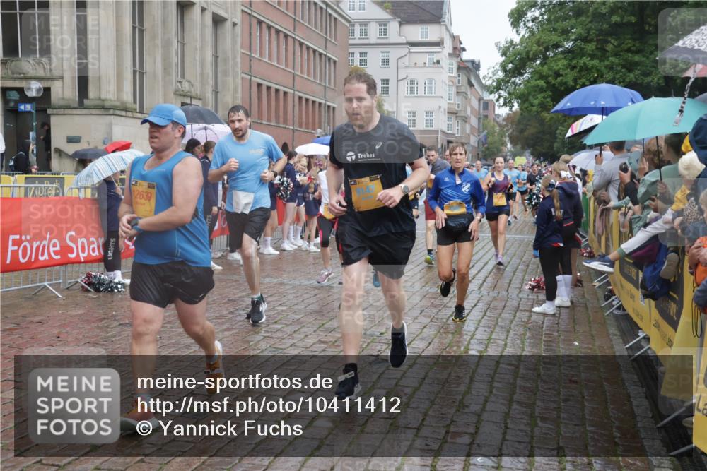 13.09.2026 - Kiel Lauf Yannick Fuchs http://msf.ph/oto/10411412 13.09.2026 10:42:33 Ziel 757, 1638, 2507, 2745, 3474, 3821, 4034, 4320, 4352, 4451, 5476, 5636, 5877, 5952, 6088, 6196, 6615, 7187, 7586, 8304, 8318, 8418, 8458, 8758, 8847, 9135, 10112, 10272, 10328, 10558, 10724, 11148, 11770, 12001, 12619, 150, 239, 294, 580, 1245, 1328, 1755, 2224, 2314, 2665, 2819, 2820, 2972, 3212, 3254, 3367, 3372, 3985, 4399, 4475, 4513, 4604, 4919, 5155, 5669, 5749, 5802, 6020, 6175, 6236, 6587, 6677, 6678, 7299, 9152, 3188, 5265 meine-sportfotos.de