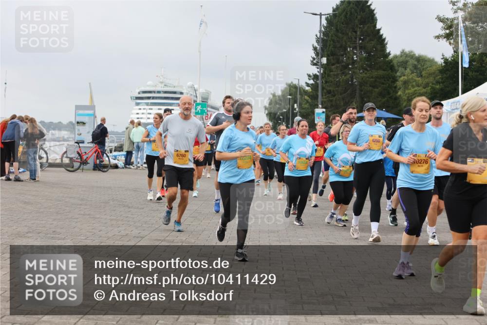 13.09.2026 - Kiel Lauf Andreas Tolksdorf http://msf.ph/oto/10411429 13.09.2026 10:02:03 Kiellinie 6760, 10654, 519, 4250, 0276 meine-sportfotos.de