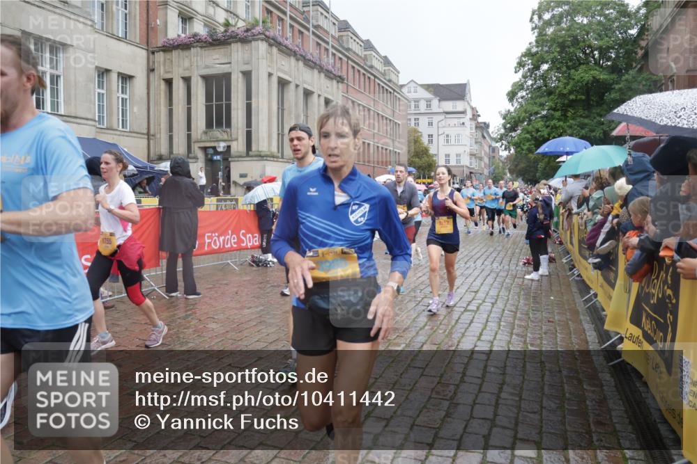 13.09.2026 - Kiel Lauf Yannick Fuchs http://msf.ph/oto/10411442 13.09.2026 10:42:35 Ziel 757, 1638, 2507, 2745, 3036, 3474, 3821, 4034, 4320, 4352, 4451, 5476, 5636, 5877, 5952, 6088, 6196, 6615, 7014, 7187, 7685, 8318, 8418, 8458, 8635, 8758, 8847, 10112, 10272, 10328, 10558, 10724, 11770, 12001, 12155, 12619, 150, 239, 294, 1245, 1328, 1755, 2224, 2314, 2665, 2819, 2820, 2972, 3212, 3254, 3367, 3372, 3985, 4399, 4475, 4513, 4604, 4919, 5155, 5669, 5749, 5802, 6020, 6175, 6236, 6587, 6677, 6678, 7299, 7586, 8304, 9152, 3188, 5265 meine-sportfotos.de