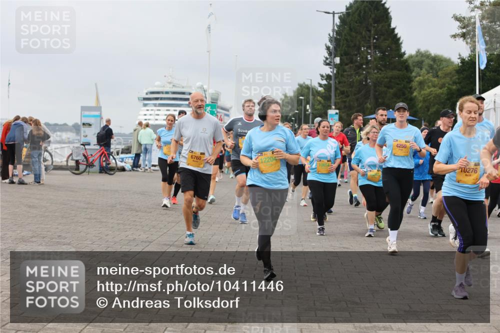 13.09.2026 - Kiel Lauf Andreas Tolksdorf http://msf.ph/oto/10411446 13.09.2026 10:02:03 Kiellinie 6760, 12204, 10654, 4250, 0276 meine-sportfotos.de