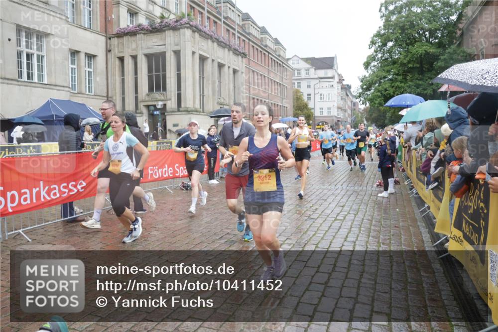 13.09.2026 - Kiel Lauf Yannick Fuchs http://msf.ph/oto/10411452 13.09.2026 10:42:36 Ziel 757, 1638, 1680, 2507, 2745, 3036, 3474, 3821, 4034, 4320, 4352, 4451, 5476, 5636, 5877, 5952, 6088, 6196, 6615, 7014, 7187, 7685, 8318, 8418, 8458, 8635, 8758, 8847, 10112, 10272, 10328, 10558, 10724, 11164, 11770, 12001, 12155, 150, 239, 294, 1245, 1328, 1638, 1755, 2224, 2314, 2665, 2819, 2820, 2972, 3212, 3254, 3367, 3985, 4399, 4475, 4513, 4604, 4919, 5155, 5669, 5749, 5802, 6020, 6175, 6236, 6587, 6677, 6678, 7299, 7586, 8304, 9152, 3188, 5265 meine-sportfotos.de
