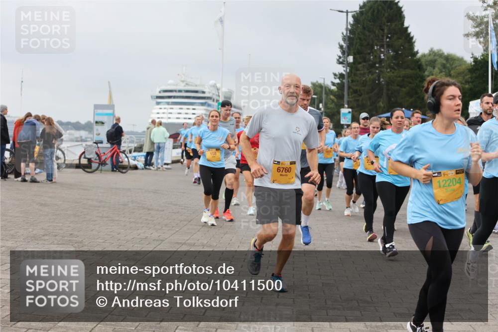 13.09.2026 - Kiel Lauf Andreas Tolksdorf http://msf.ph/oto/10411500 13.09.2026 10:02:05 Kiellinie 158, 38, 6760, 4, 38, 12204 meine-sportfotos.de