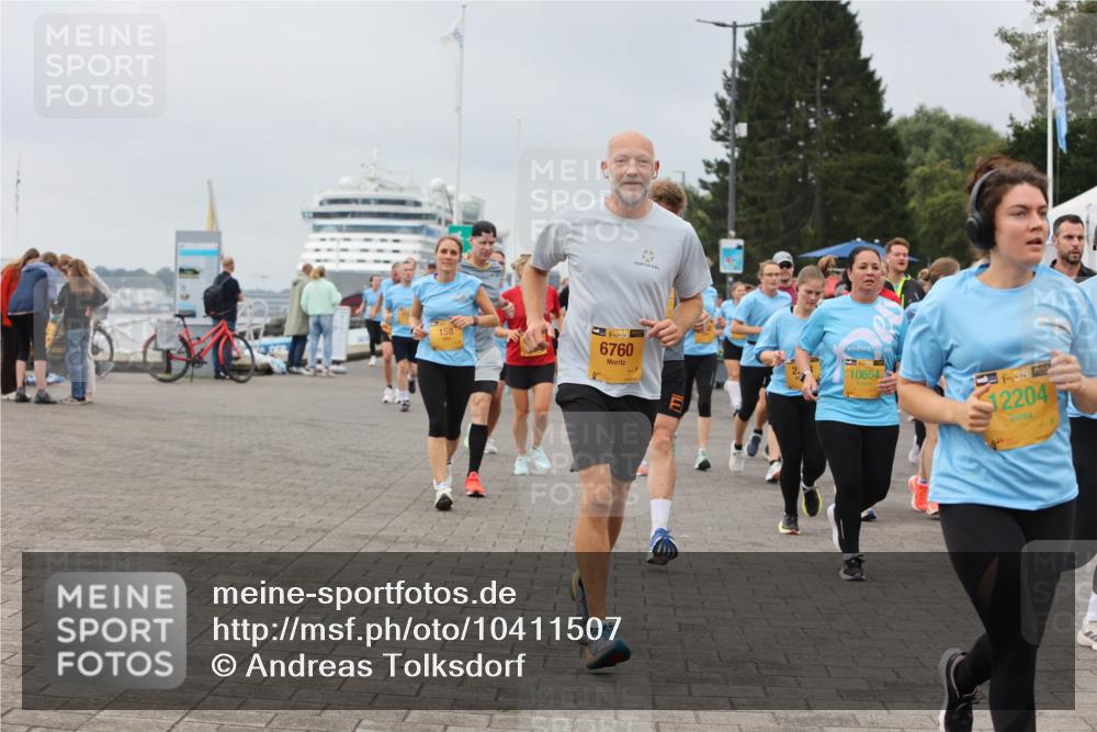 13.09.2026 - Kiel Lauf Andreas Tolksdorf http://msf.ph/oto/10411507 13.09.2026 10:02:05 Kiellinie 48, 6760, 35, 10654, 39, 12204 meine-sportfotos.de