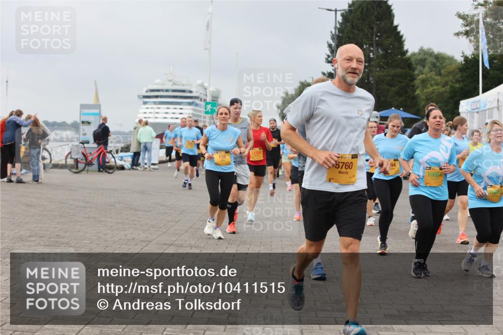 13.09.2026 - Kiel Lauf Andreas Tolksdorf http://msf.ph/oto/10411515 13.09.2026 10:02:05 Kiellinie 11356, 158, 38, 6760, 94, 38, 10654, 10355 meine-sportfotos.de