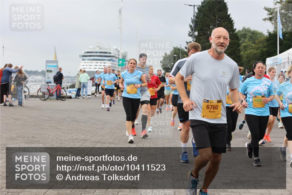 13.09.2026 - Kiel Lauf Andreas Tolksdorf http://msf.ph/oto/10411523 13.09.2026 10:02:05 Kiellinie 158, 1356, 4, 38, 6760, 23, 35, 1065 meine-sportfotos.de