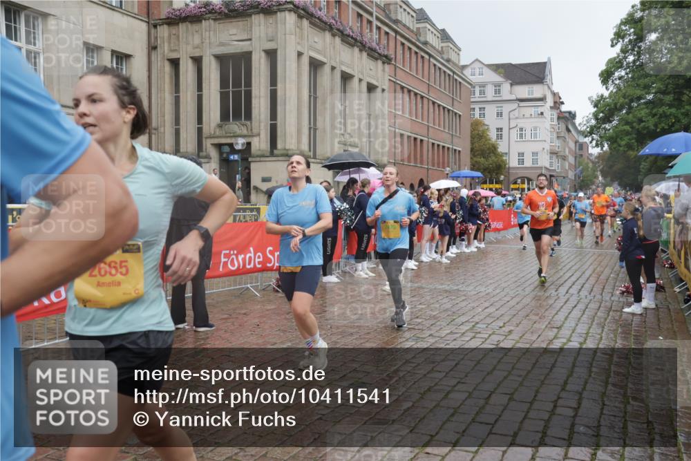 13.09.2026 - Kiel Lauf Yannick Fuchs http://msf.ph/oto/10411541 13.09.2026 10:42:42 Ziel 1680, 1975, 2239, 2273, 2507, 3036, 3474, 3584, 3821, 4451, 5450, 5476, 5911, 5933, 5952, 6147, 6196, 6320, 6567, 6615, 6839, 7014, 7685, 7692, 8418, 8458, 8635, 8759, 8847, 9341, 10272, 10667, 10711, 11164, 12001, 12155, 12825, 239, 294, 757, 1245, 1328, 1638, 2224, 2314, 2665, 2745, 2820, 2972, 3254, 3367, 3821, 4034, 4320, 4352, 4451, 4475, 4513, 4919, 5155, 5636, 5802, 5877, 6020, 6088, 6587, 6615, 6677, 6678, 7187, 7299, 7586, 8304, 9152, 2427, 5437, 5155, 7475, 8034 meine-sportfotos.de
