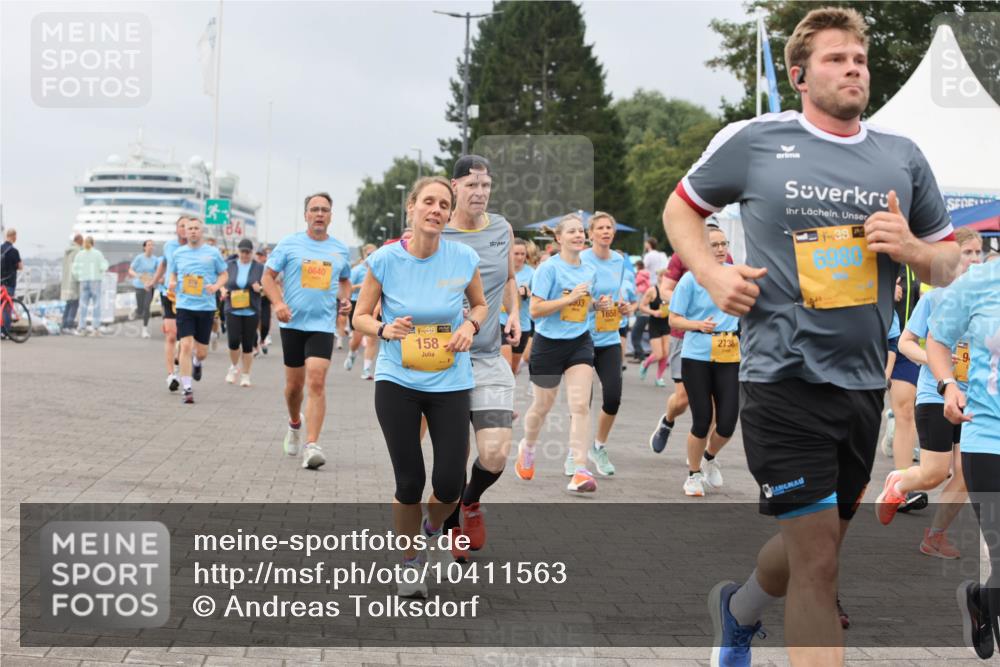 13.09.2026 - Kiel Lauf Andreas Tolksdorf http://msf.ph/oto/10411563 13.09.2026 10:02:07 Kiellinie 8640, 38, 158, 1658, 2738, 38, 6980 meine-sportfotos.de