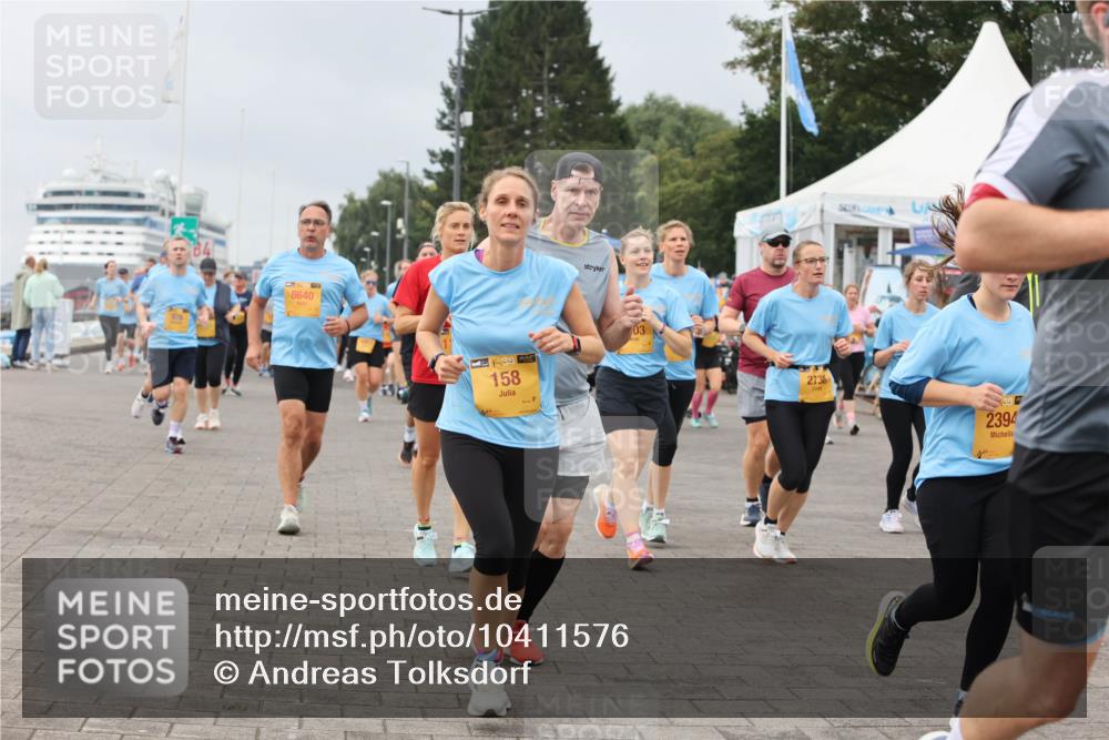 13.09.2026 - Kiel Lauf Andreas Tolksdorf http://msf.ph/oto/10411576 13.09.2026 10:02:07 Kiellinie 8640, 38, 158, 03, 273, 2394 meine-sportfotos.de