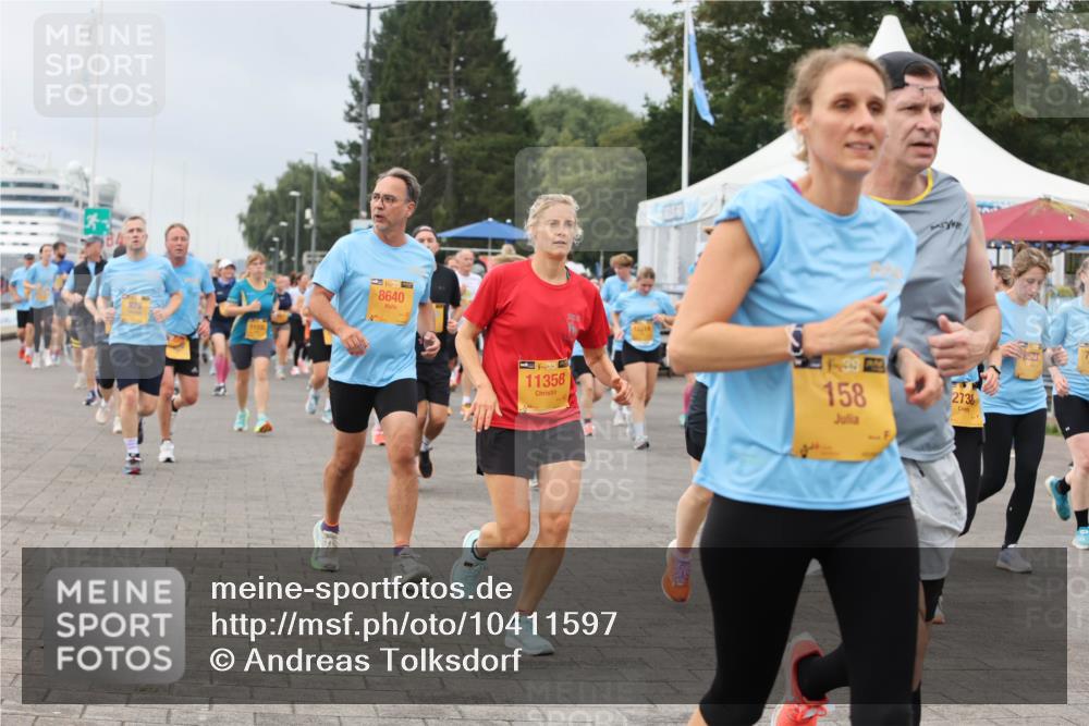 13.09.2026 - Kiel Lauf Andreas Tolksdorf http://msf.ph/oto/10411597 13.09.2026 10:02:08 Kiellinie 8640, 38, 11358, 158, 2738, 8523 meine-sportfotos.de