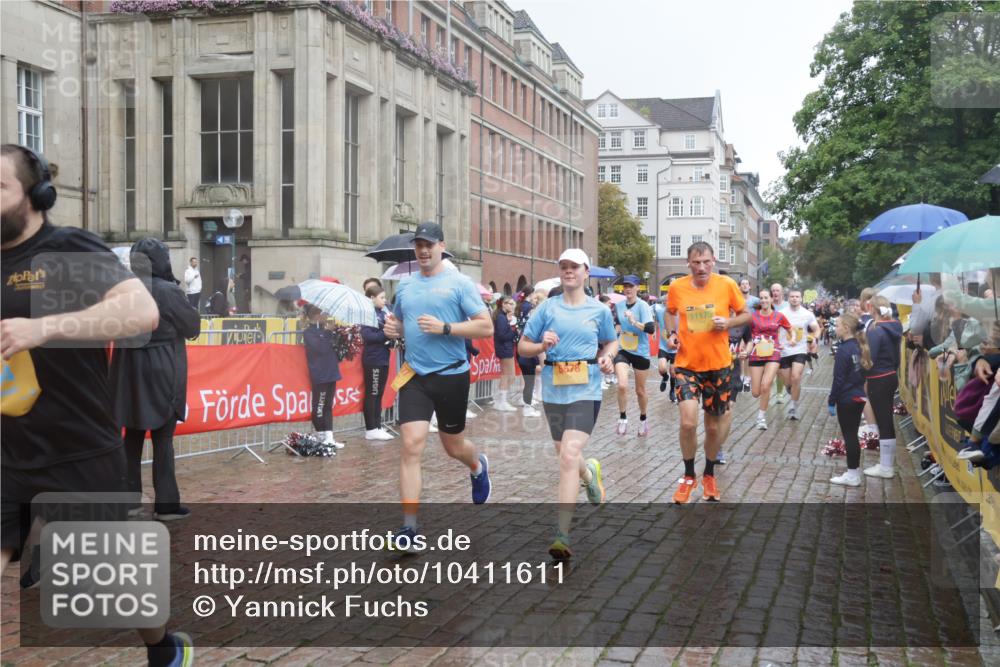 13.09.2026 - Kiel Lauf Yannick Fuchs http://msf.ph/oto/10411611 13.09.2026 10:42:47 Ziel 1680, 1975, 2239, 2273, 2999, 3036, 3260, 3474, 3584, 5450, 5814, 5911, 5933, 5952, 6129, 6136, 6147, 6320, 6567, 6839, 7014, 7422, 7657, 7685, 7692, 8635, 8759, 9341, 10485, 10667, 10711, 11164, 12001, 12155, 12208, 12825, 239, 294, 757, 1245, 1328, 1638, 2224, 2314, 2507, 2745, 2820, 2972, 3254, 3367, 3821, 4034, 4320, 4352, 4451, 4919, 5476, 5636, 5802, 5877, 5952, 6020, 6088, 6196, 6615, 6677, 6678, 7187, 7299, 7586, 8304, 9152, 2427, 5437, 5155, 7475, 8034, 9420 meine-sportfotos.de