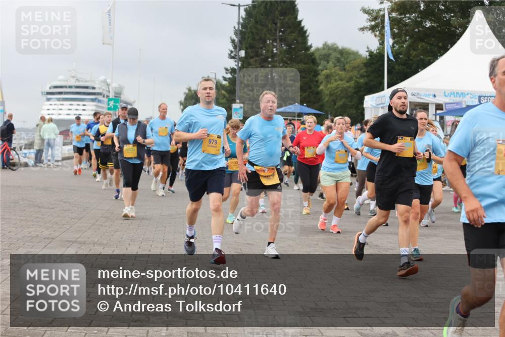 13.09.2026 - Kiel Lauf Andreas Tolksdorf http://msf.ph/oto/10411640 13.09.2026 10:02:10 Kiellinie 12133, 979, 1133 meine-sportfotos.de