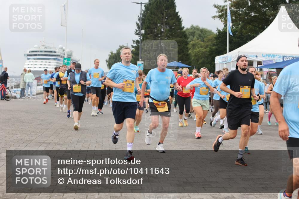 13.09.2026 - Kiel Lauf Andreas Tolksdorf http://msf.ph/oto/10411643 13.09.2026 10:02:10 Kiellinie 979, 12133, 113 meine-sportfotos.de