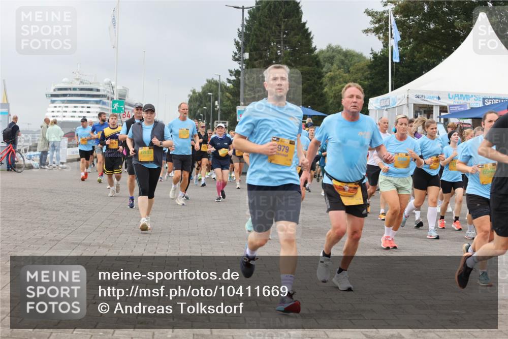 13.09.2026 - Kiel Lauf Andreas Tolksdorf http://msf.ph/oto/10411669 13.09.2026 10:02:11 Kiellinie 5375, 12133, 11, 39, 979, 6548 meine-sportfotos.de