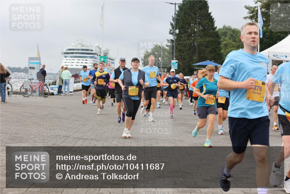 13.09.2026 - Kiel Lauf Andreas Tolksdorf http://msf.ph/oto/10411687 13.09.2026 10:02:11 Kiellinie 4, 12133, 1332, 6063, 39, 979 meine-sportfotos.de
