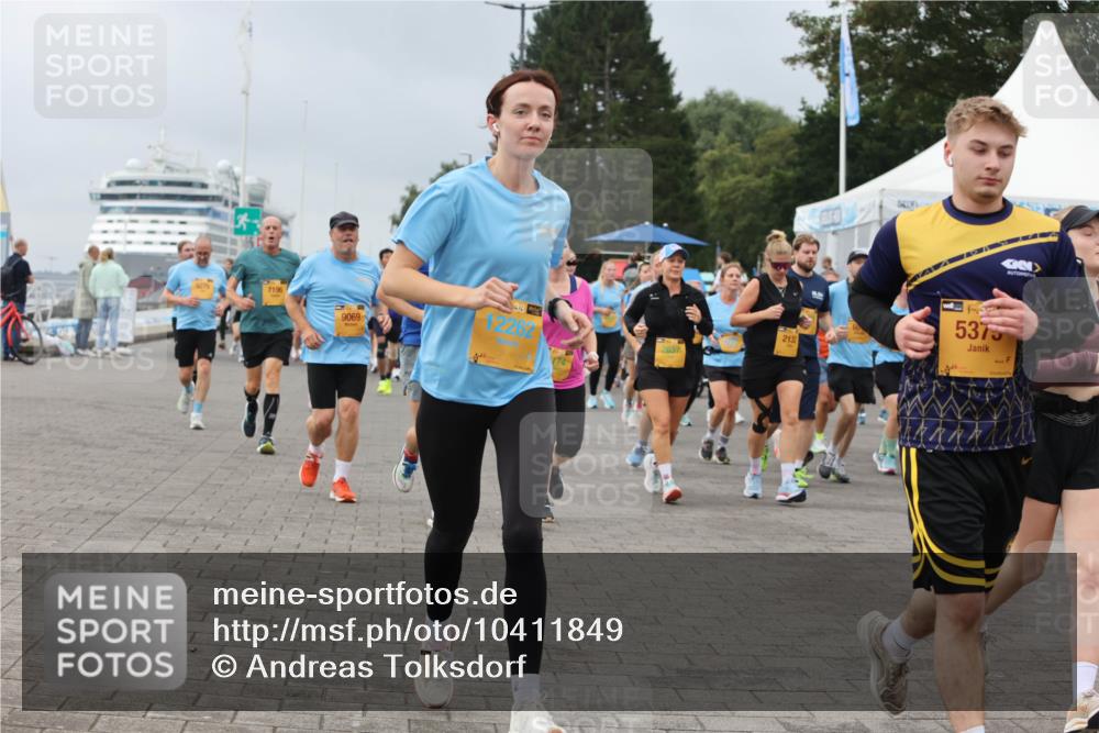 13.09.2026 - Kiel Lauf Andreas Tolksdorf http://msf.ph/oto/10411849 13.09.2026 10:02:17 Kiellinie 7196, 9069, 38, 12262, 213, 2637, 5375 meine-sportfotos.de