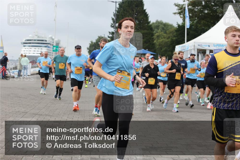 13.09.2026 - Kiel Lauf Andreas Tolksdorf http://msf.ph/oto/10411856 13.09.2026 10:02:17 Kiellinie 7196, 9069, 262, 213, 6015, 38, 75 meine-sportfotos.de