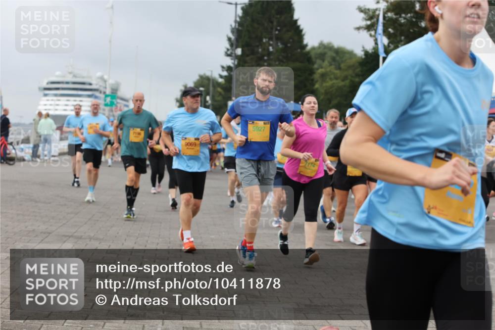 13.09.2026 - Kiel Lauf Andreas Tolksdorf http://msf.ph/oto/10411878 13.09.2026 10:02:18 Kiellinie 7196, 9069, 5927 meine-sportfotos.de