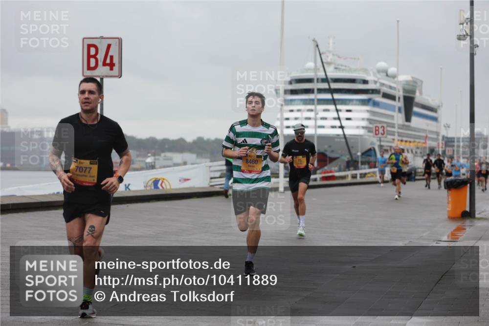 13.09.2026 - Kiel Lauf Andreas Tolksdorf http://msf.ph/oto/10411889 13.09.2026 11:45:07 Kiellinie 4, 35, 7077, 8460, 75, 3 meine-sportfotos.de