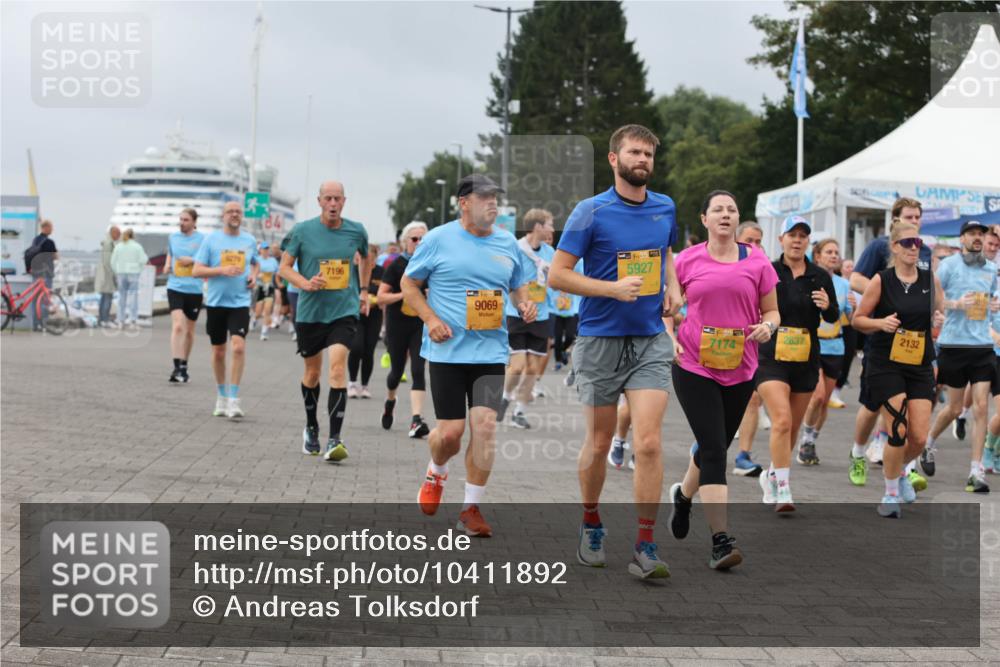 13.09.2026 - Kiel Lauf Andreas Tolksdorf http://msf.ph/oto/10411892 13.09.2026 10:02:18 Kiellinie 9279, 7196, 9069, 5927, 7174, 2637, 2132 meine-sportfotos.de