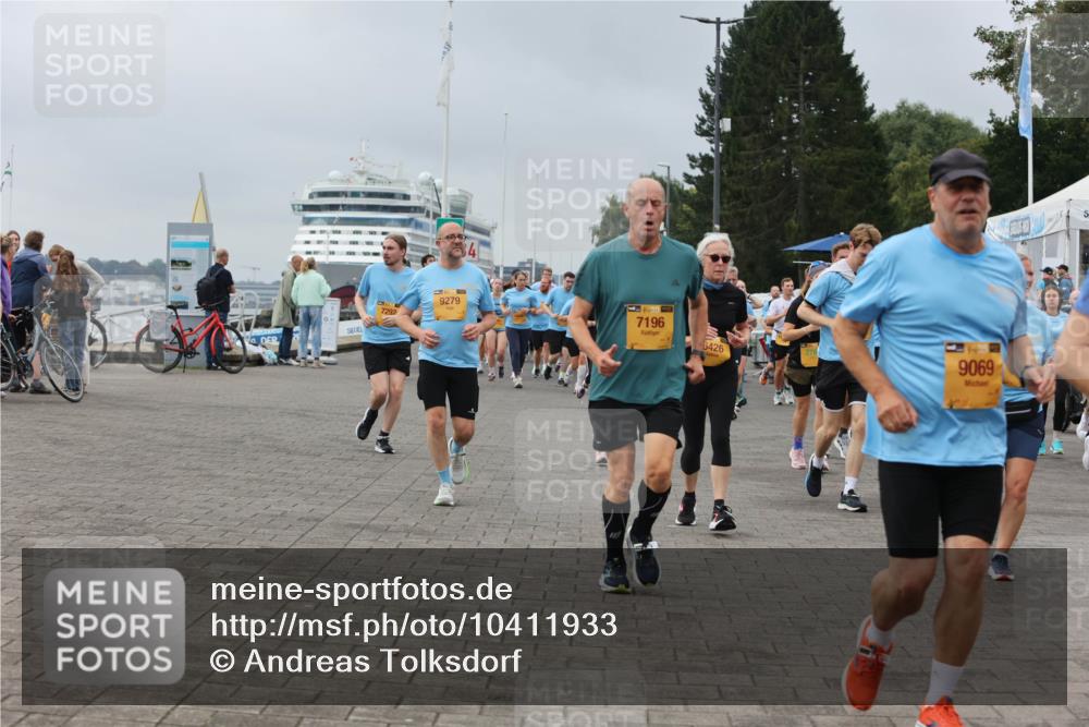13.09.2026 - Kiel Lauf Andreas Tolksdorf http://msf.ph/oto/10411933 13.09.2026 10:02:20 Kiellinie 7292, 9279, 7196, 6426, 9069 meine-sportfotos.de