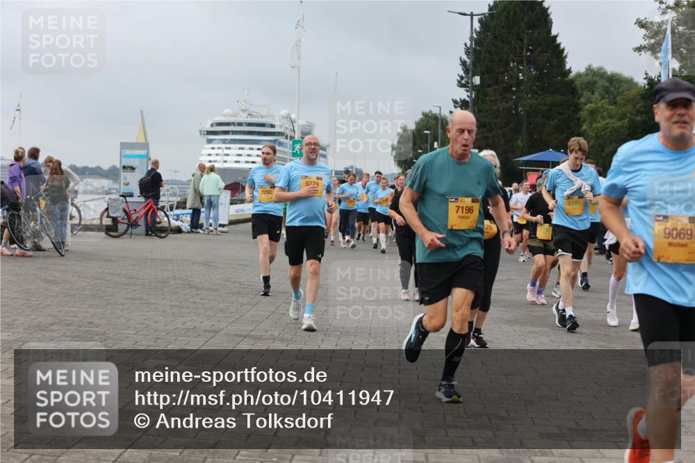 13.09.2026 - Kiel Lauf Andreas Tolksdorf http://msf.ph/oto/10411947 13.09.2026 10:02:20 Kiellinie 7292, 9279, 7196, 26, 6185, 1, 39, 9069 meine-sportfotos.de