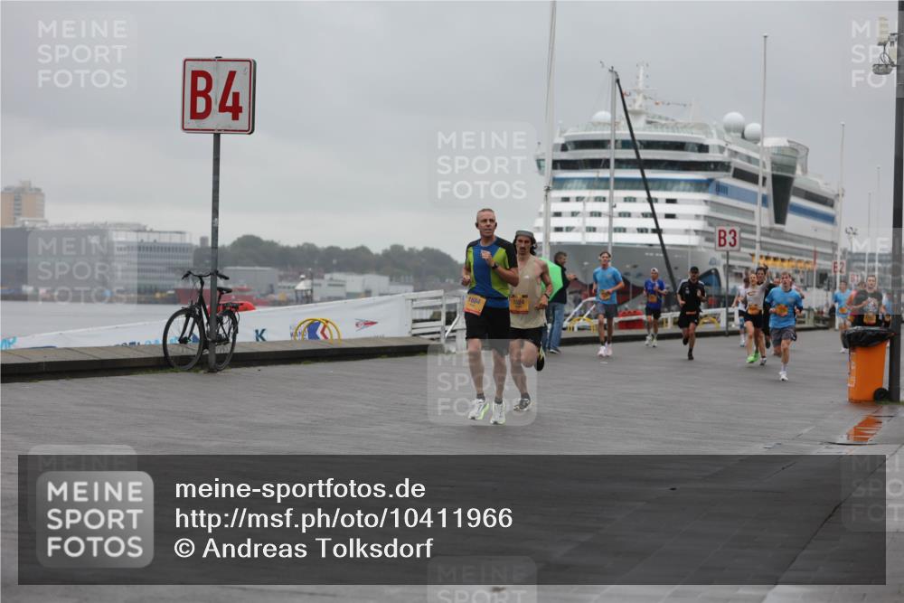 13.09.2026 - Kiel Lauf Andreas Tolksdorf http://msf.ph/oto/10411966 13.09.2026 11:45:15 Kiellinie 4, 1684, 1024, 3 meine-sportfotos.de