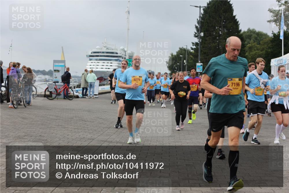13.09.2026 - Kiel Lauf Andreas Tolksdorf http://msf.ph/oto/10411972 13.09.2026 10:02:20 Kiellinie 9279, 8275, 1, 139, 7196, 6185 meine-sportfotos.de